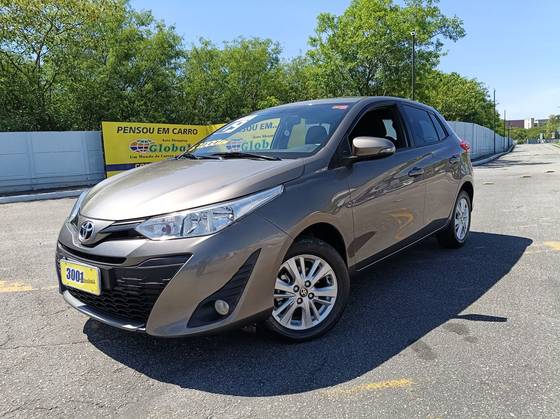 TOYOTA YARIS 1.3 16V FLEX XL MULTIDRIVE TOYOTA YARIS 1.3 16V FLEX XL MULTIDRIVE